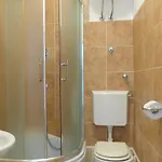 Loremi Apartamento Pisak